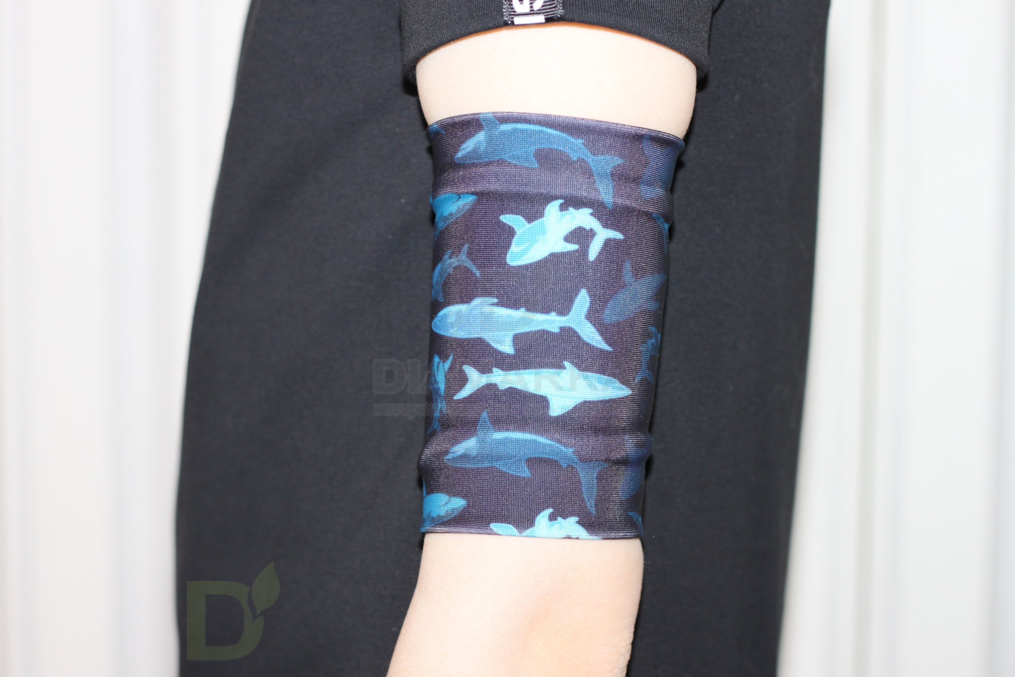 Повязка на руку для сенсора Акулы